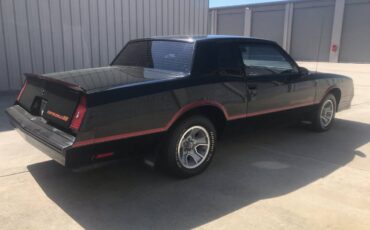 Chevrolet-monte-carlo-ss-1986-black-9