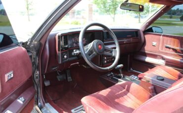Chevrolet-monte-carlo-ss-1987-black-13