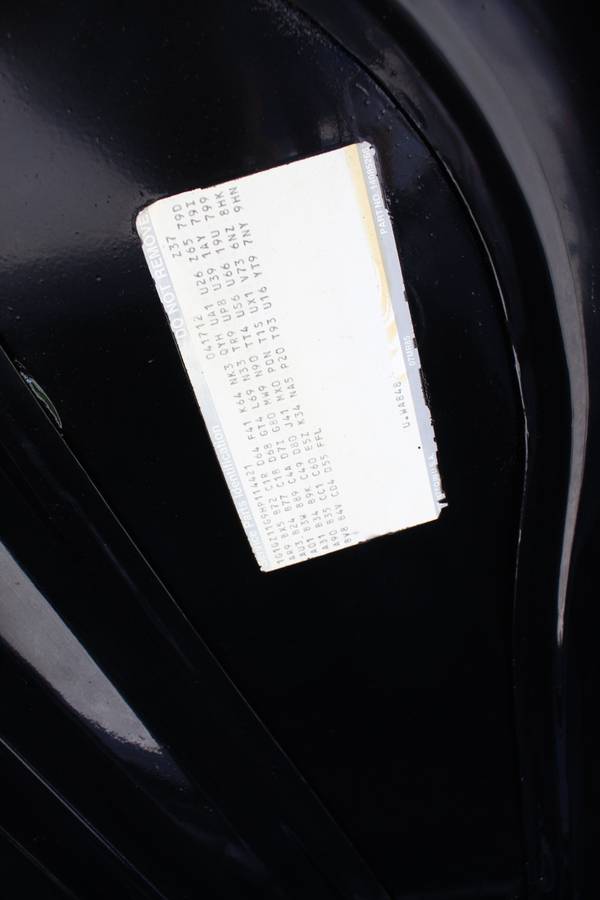Chevrolet-monte-carlo-ss-1987-black-16