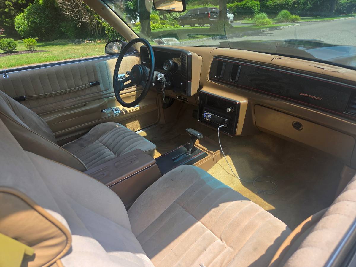 Chevrolet-monte-carlo-ss-1988-black-4