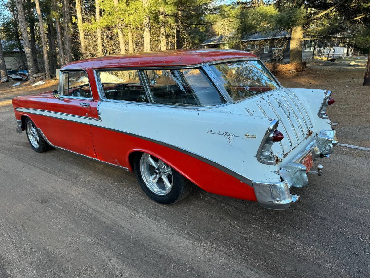 Chevrolet-nomad-1956-orange-1