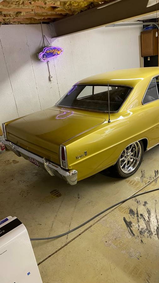 Chevrolet-nova-1967-custom-3