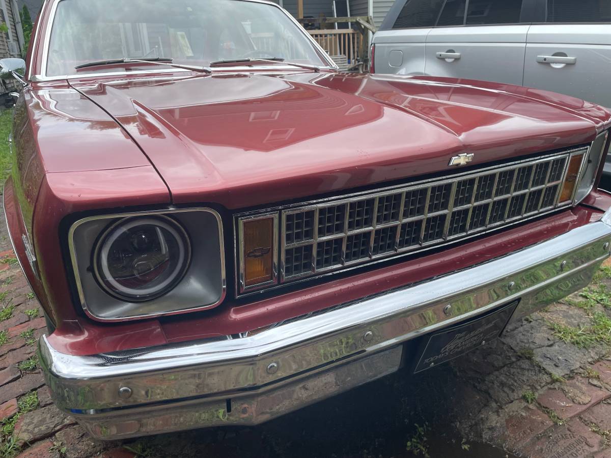Chevrolet-nova-1978-red-2