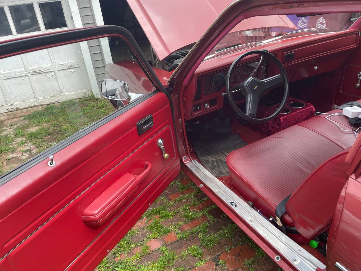 Chevrolet-nova-1978-red-8