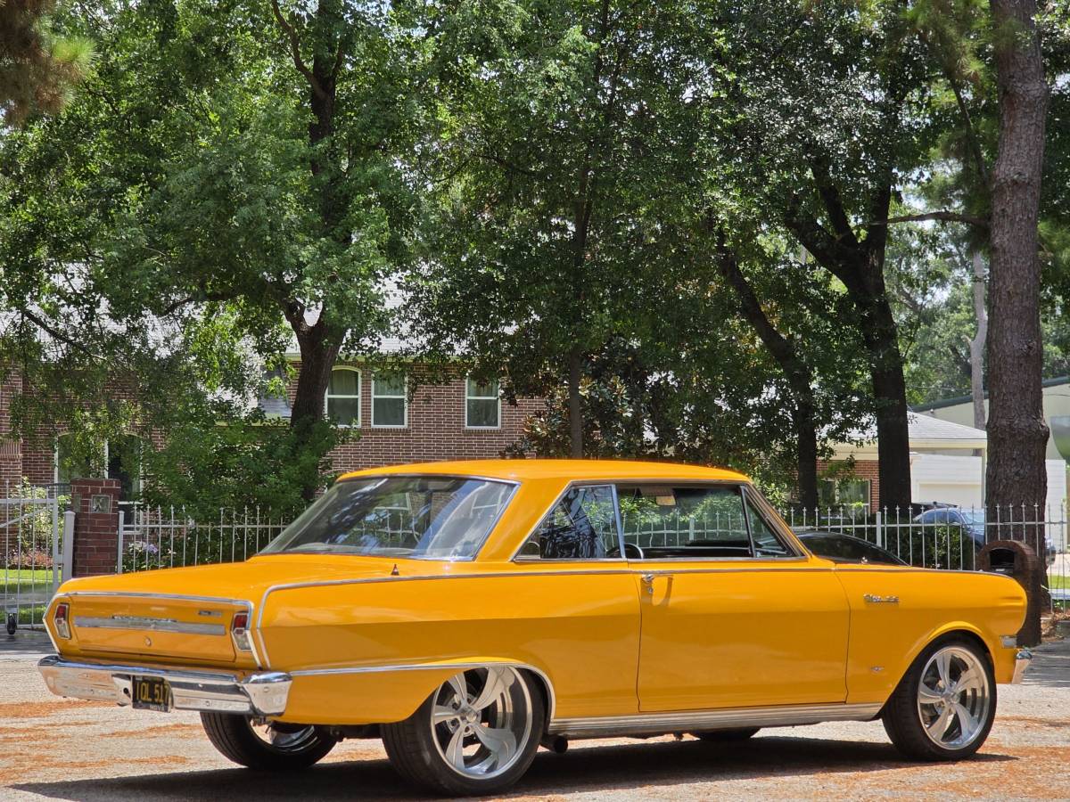 Chevrolet-nova-ss-1964-yellow-2