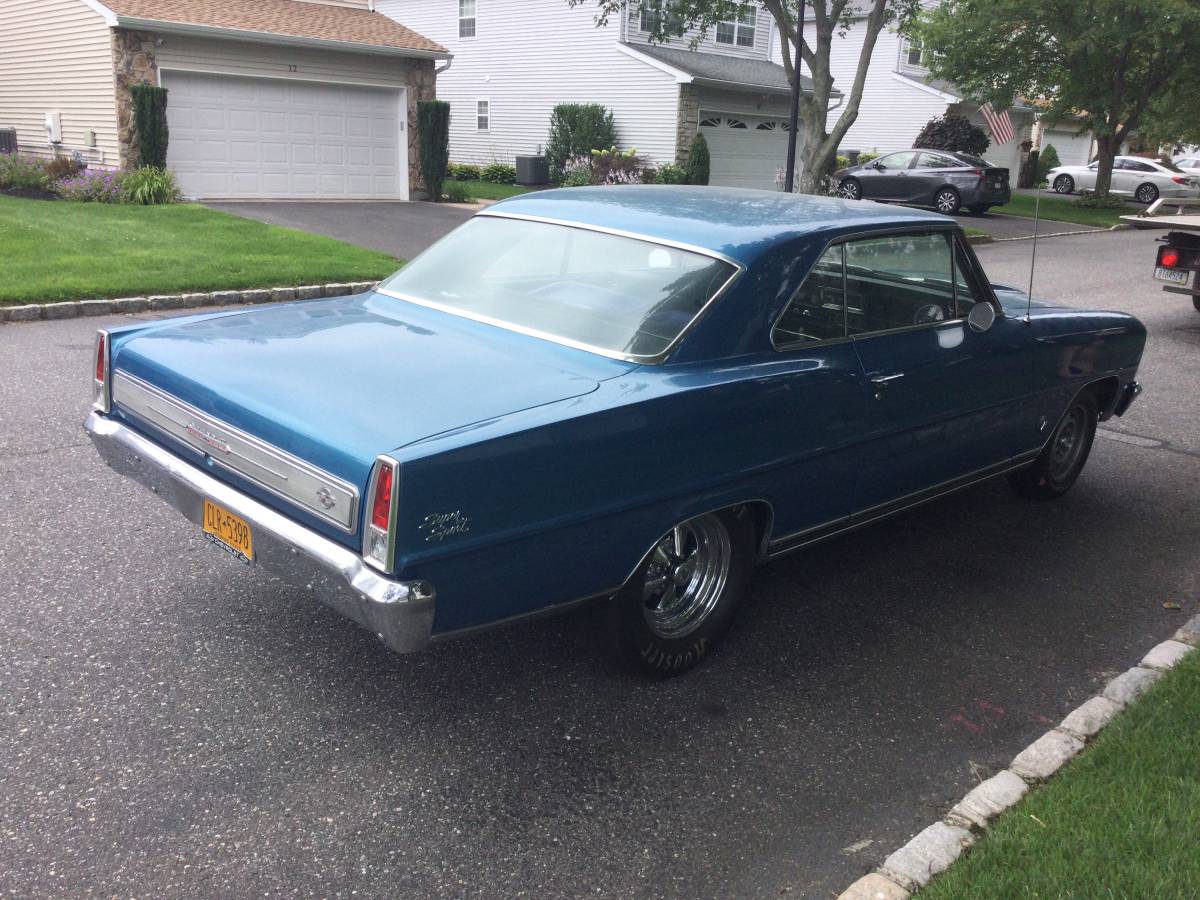 Chevrolet-nova-ss-1966-blue-1