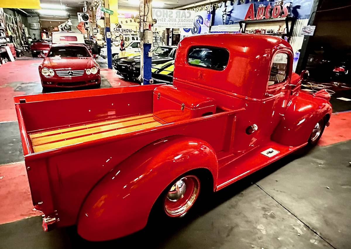 Chevrolet-pickup-1946-21