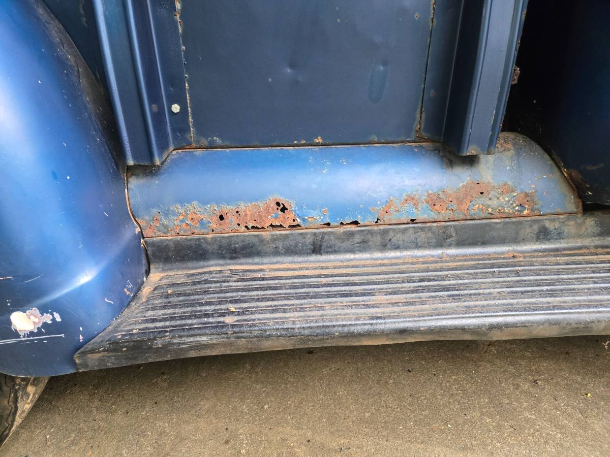 Chevrolet-pickup-1949-blue-3