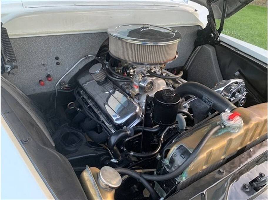 Chevrolet-pickup-1956-22