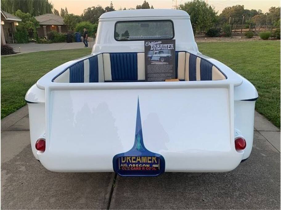 Chevrolet-pickup-1956-3