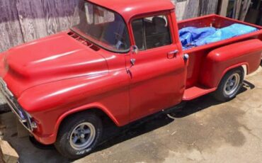 Chevrolet-pickup-3200-1957-red