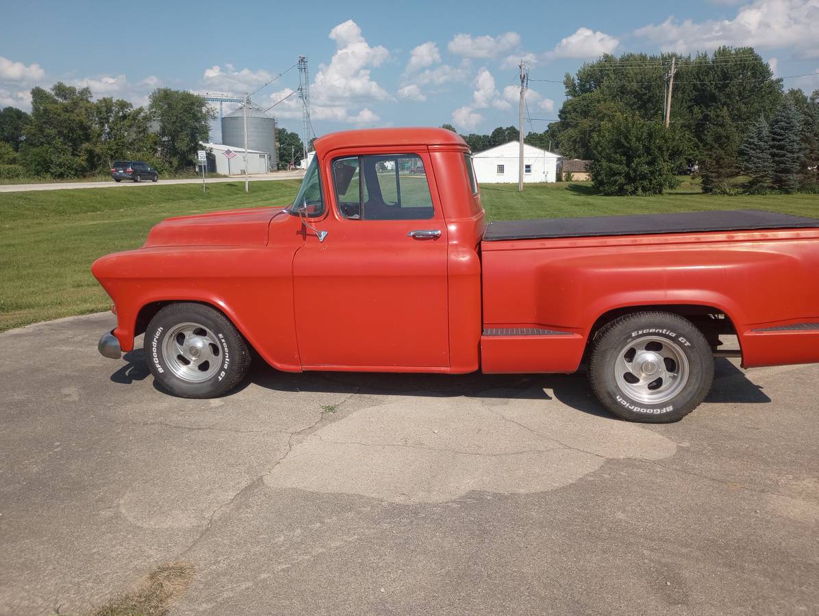 Chevrolet-pickup-truck-1957-10