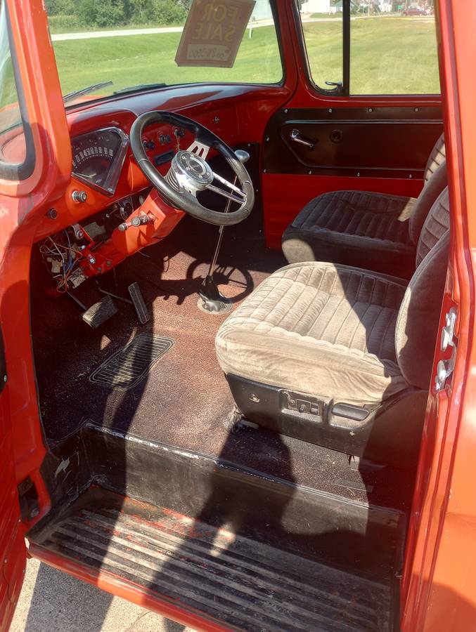 Chevrolet-pickup-truck-1957-17