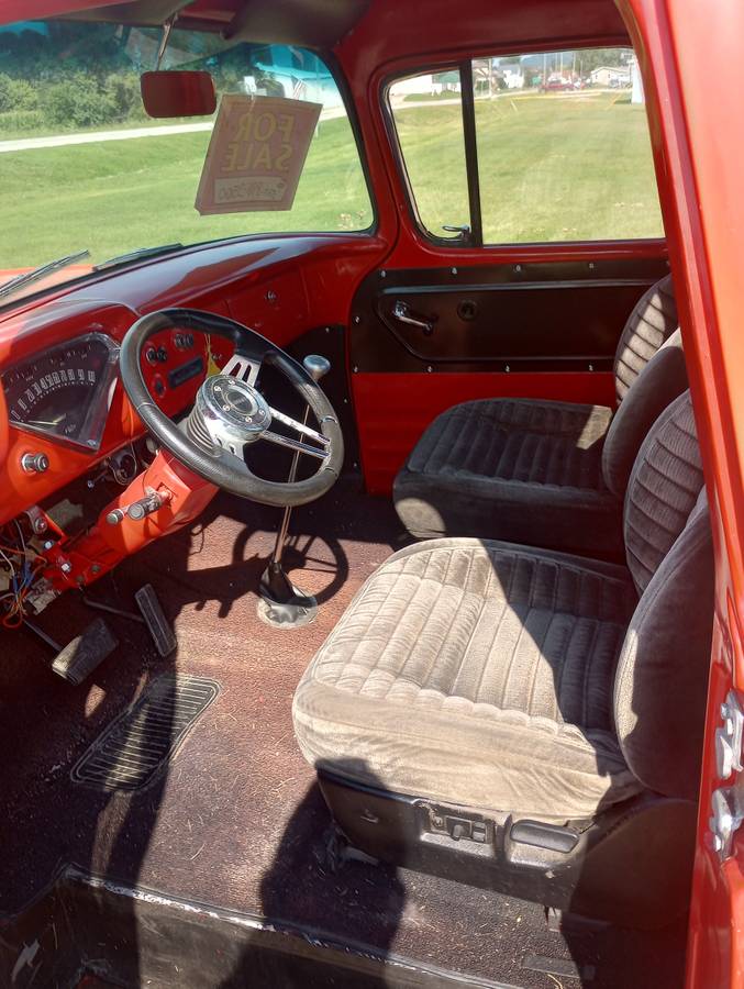 Chevrolet-pickup-truck-1957-4