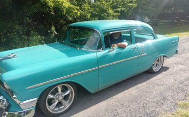 Chevrolet-post-2-door-coupe-1956-custom-14
