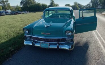 Chevrolet-post-2-door-coupe-1956-custom-16