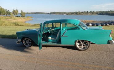 Chevrolet-post-2-door-coupe-1956-custom-17