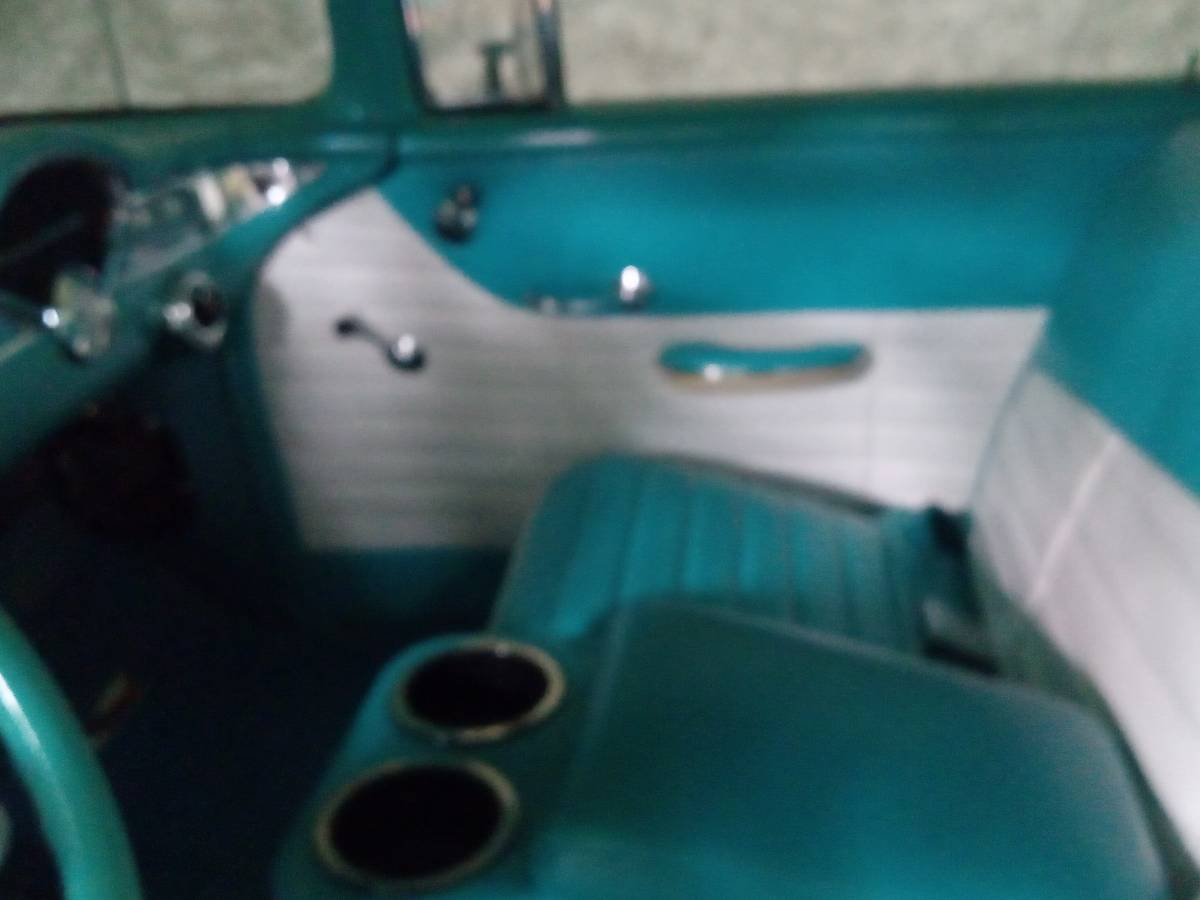 Chevrolet-post-2-door-coupe-1956-custom-6