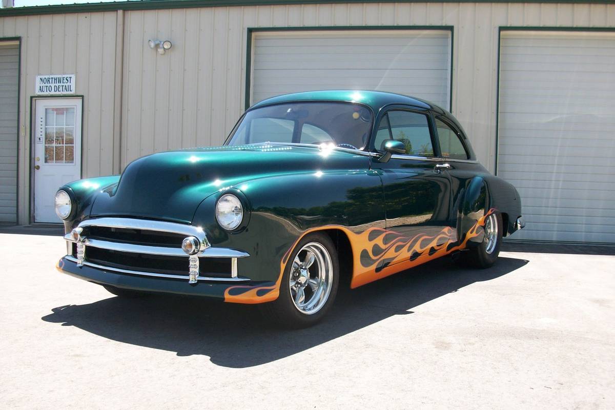 Chevrolet-prosedan-1949-green-2