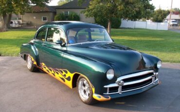 Chevrolet-prosedan-1949-green-3