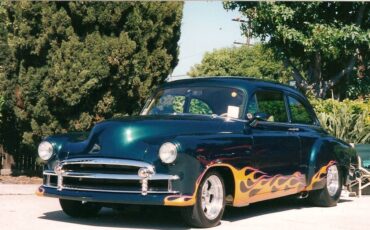Chevrolet-prosedan-1949-green-5