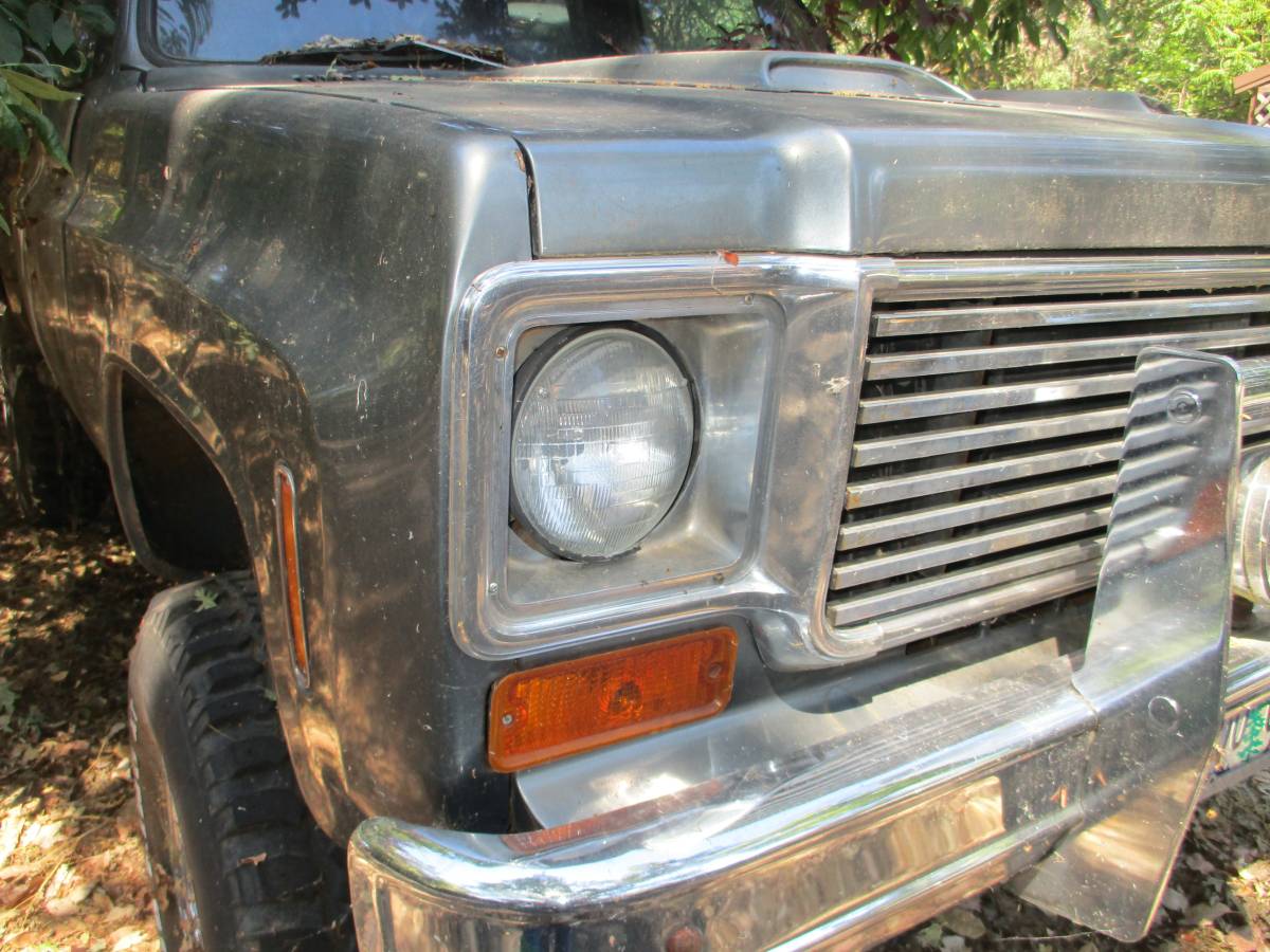 Chevrolet-pu-1973-grey-14