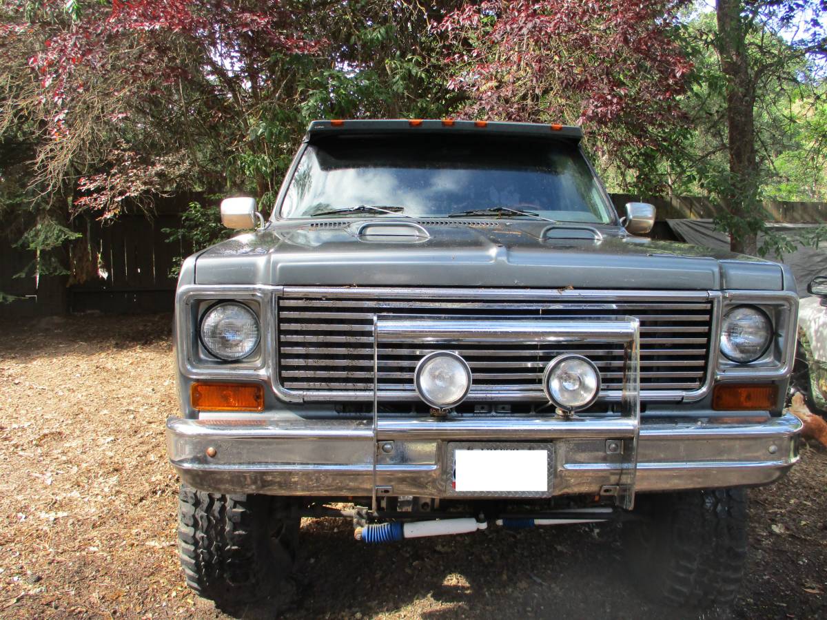 Chevrolet-pu-1973-grey-17
