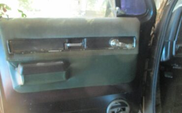 Chevrolet-pu-1973-grey-17