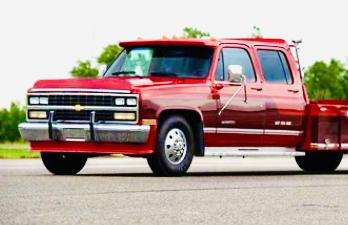 Chevrolet-r3500-1989-red-1