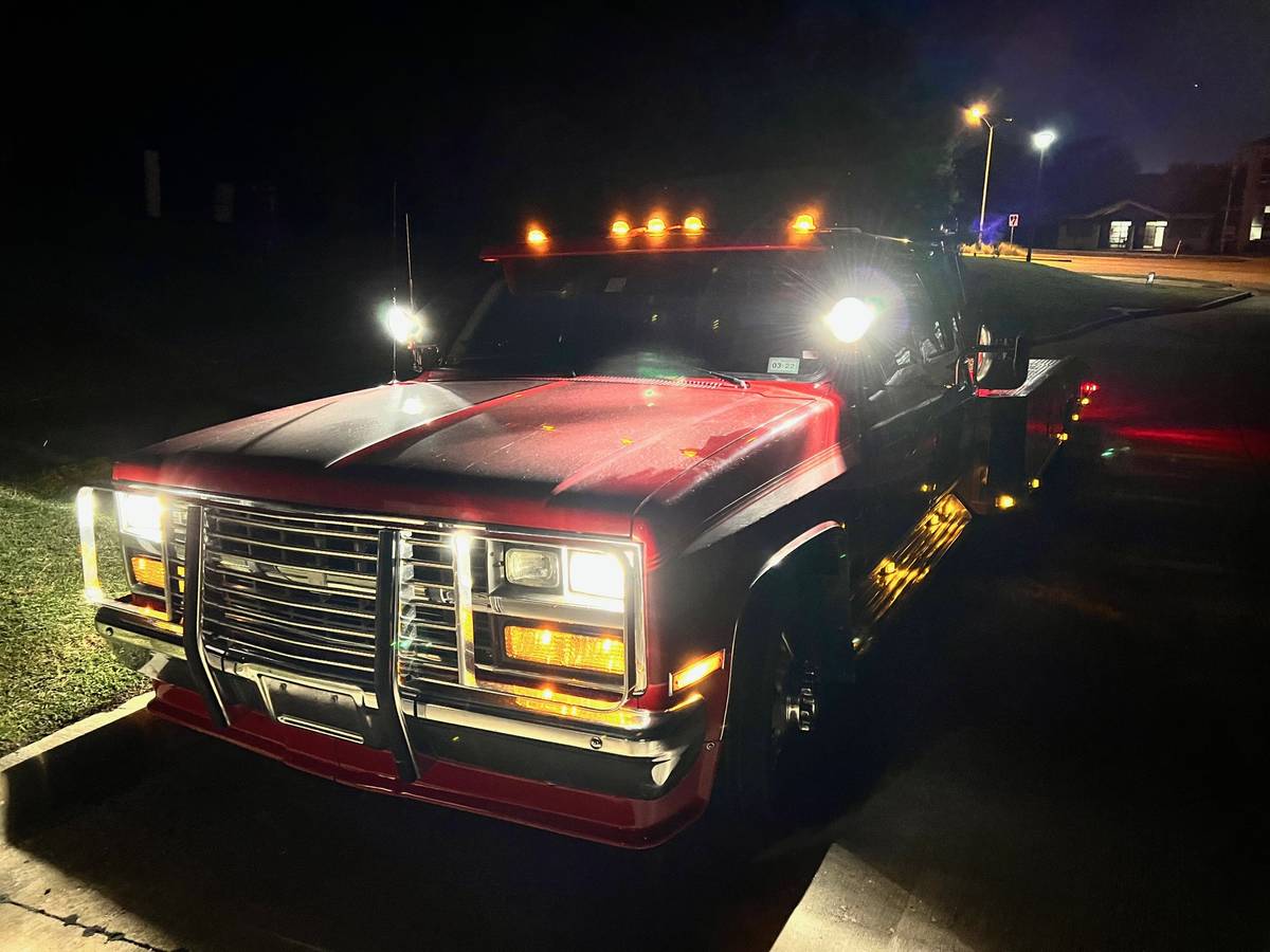 Chevrolet-r3500-1989-red-10