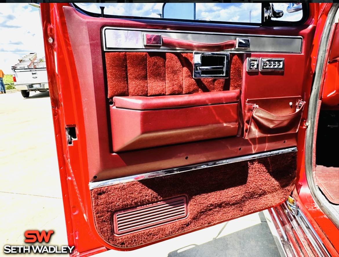 Chevrolet-r3500-1989-red-5