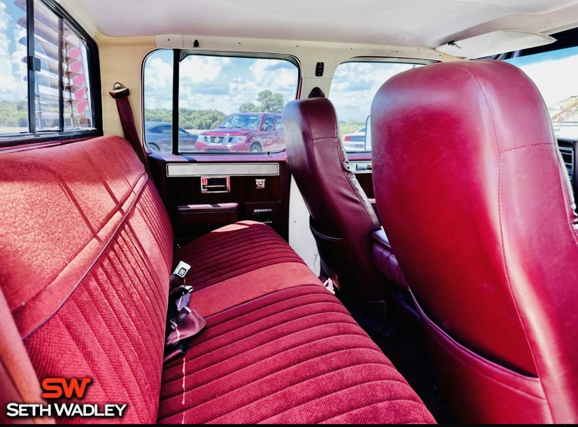 Chevrolet-r3500-1989-red-8