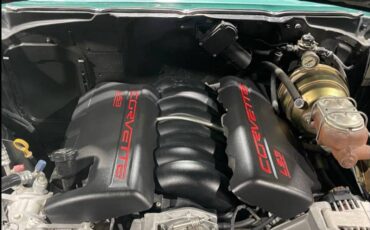 Chevrolet-restomod-1957-green-6