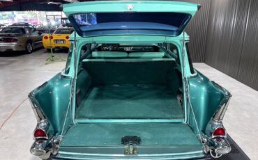 Chevrolet-restomod-1957-green-7