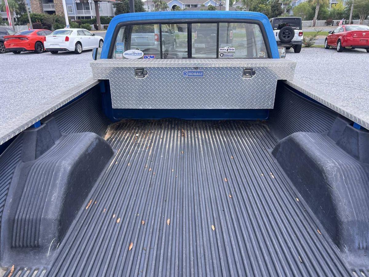 Chevrolet-rv-10-series-1987-blue-7