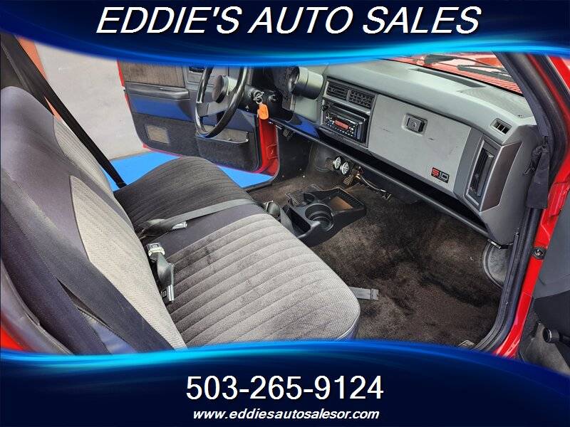 Chevrolet-s-10-1989-red-11