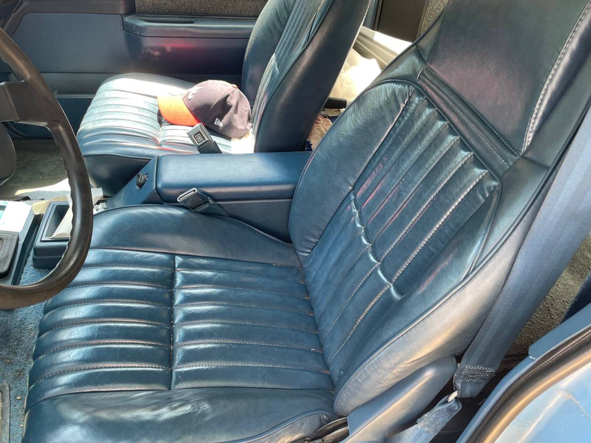 Chevrolet-s-10-blazer-1986-blue-4