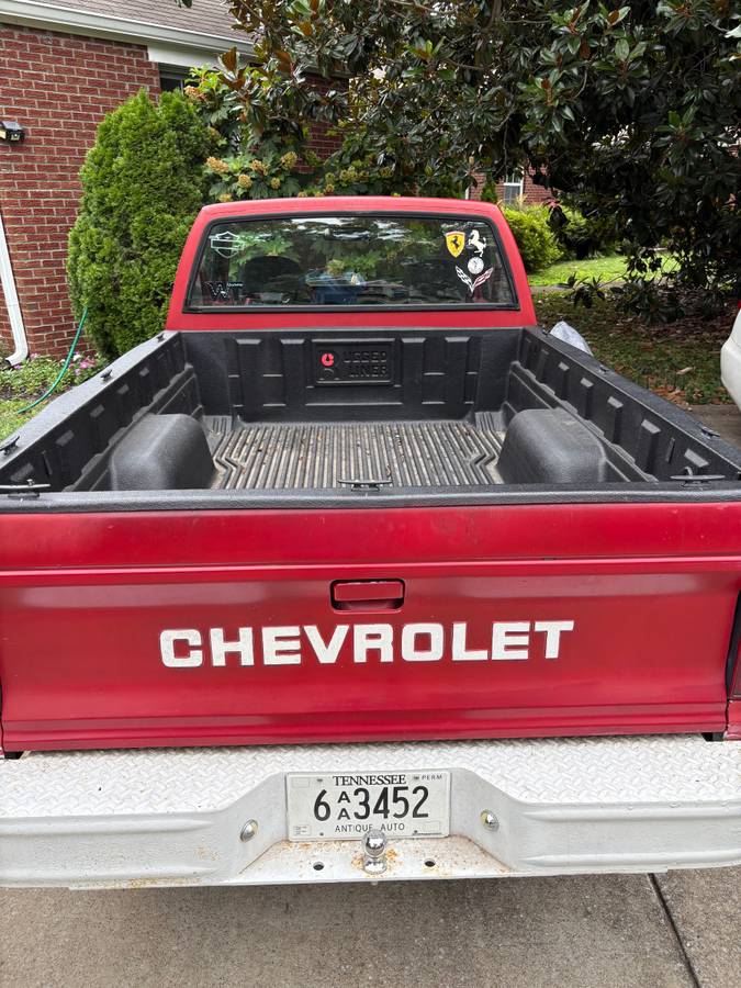 Chevrolet-s-10-pickup-12-ton-1982-red-1