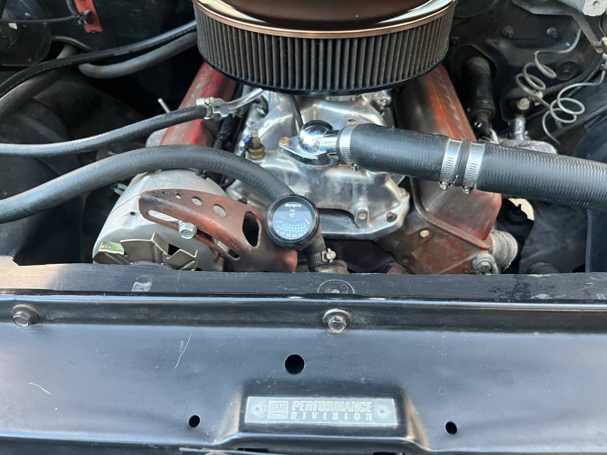 Chevrolet-s-10-pickup-12-ton-nominal-1988-custom-1