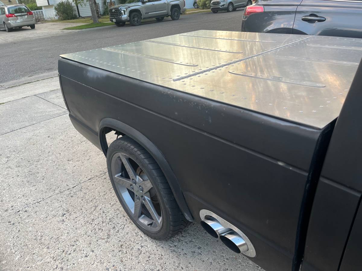 Chevrolet-s-10-pickup-12-ton-nominal-1988-custom-5