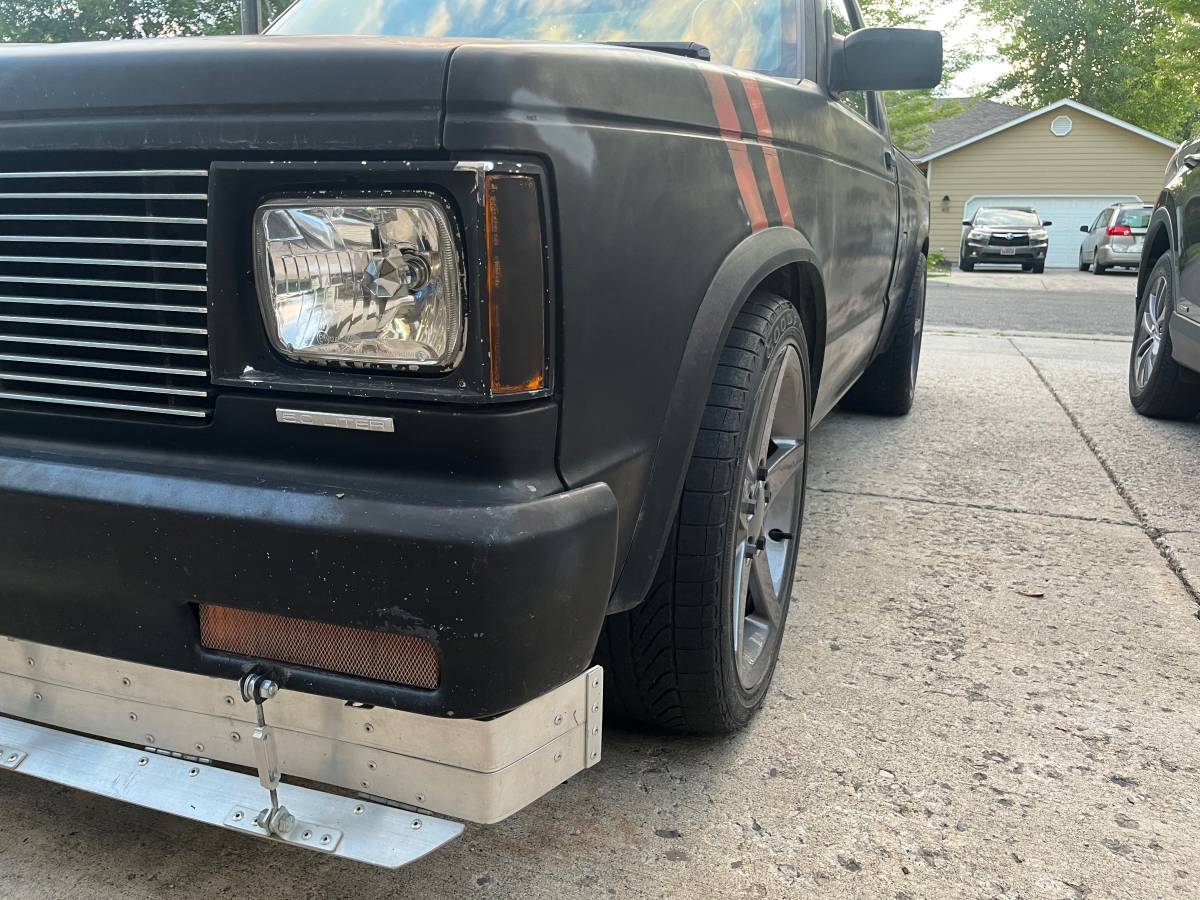 Chevrolet-s-10-pickup-12-ton-nominal-1988-custom-6