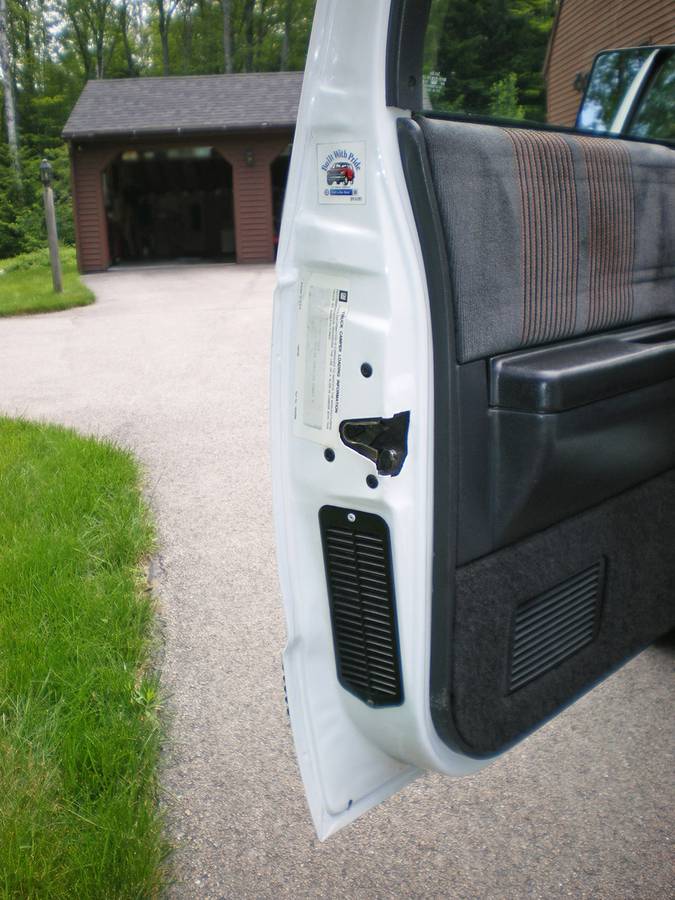 Chevrolet-s-10-pickup-12-ton-nominal-1991-white-4