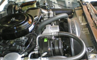 Chevrolet-s-10-pickup-12-ton-nominal-1991-white-5