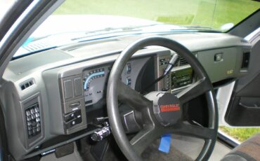 Chevrolet-s-10-pickup-12-ton-nominal-1991-white-9