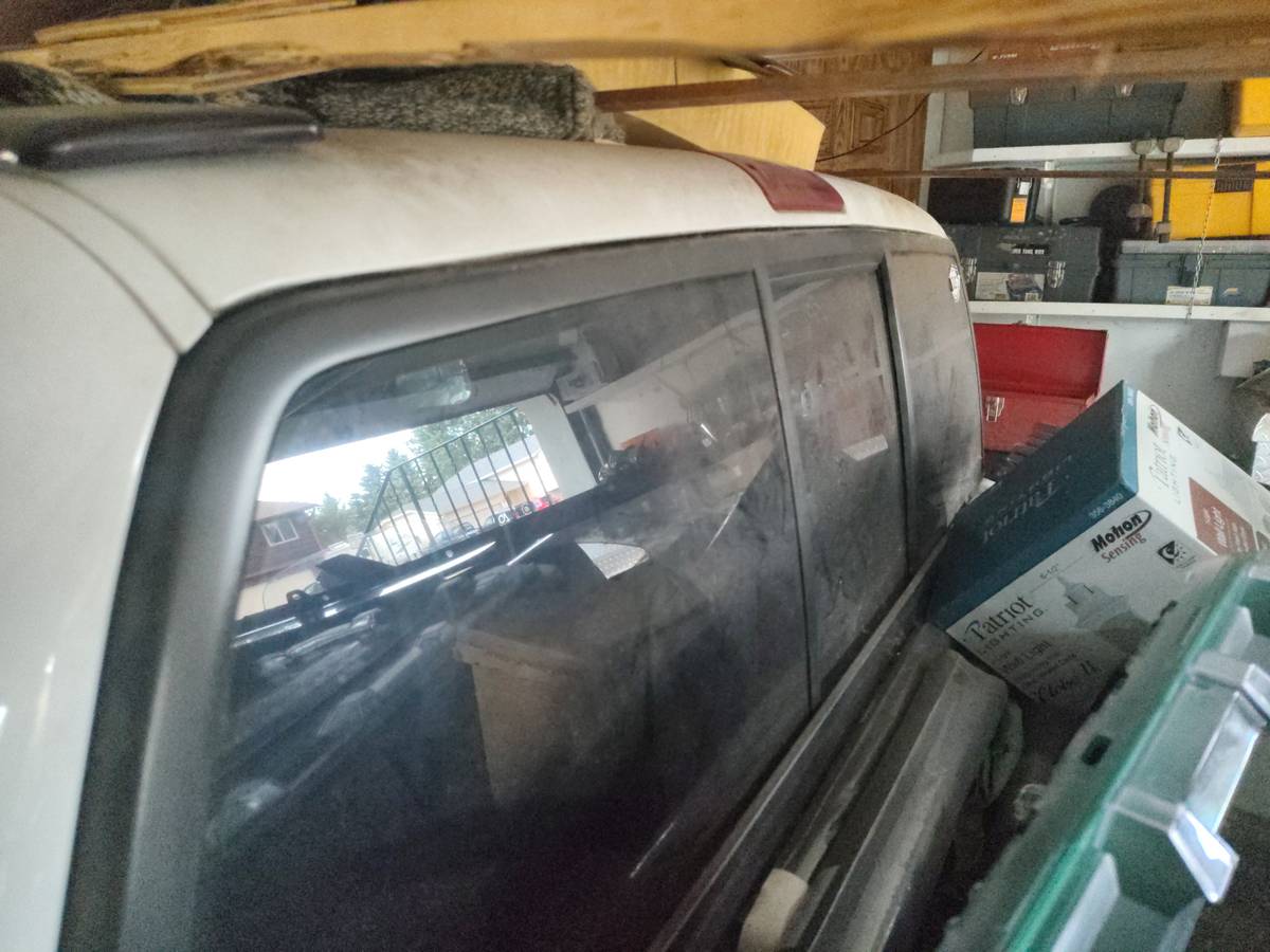 Chevrolet-s-10-pickup-12-ton-nominal-1994-white-4