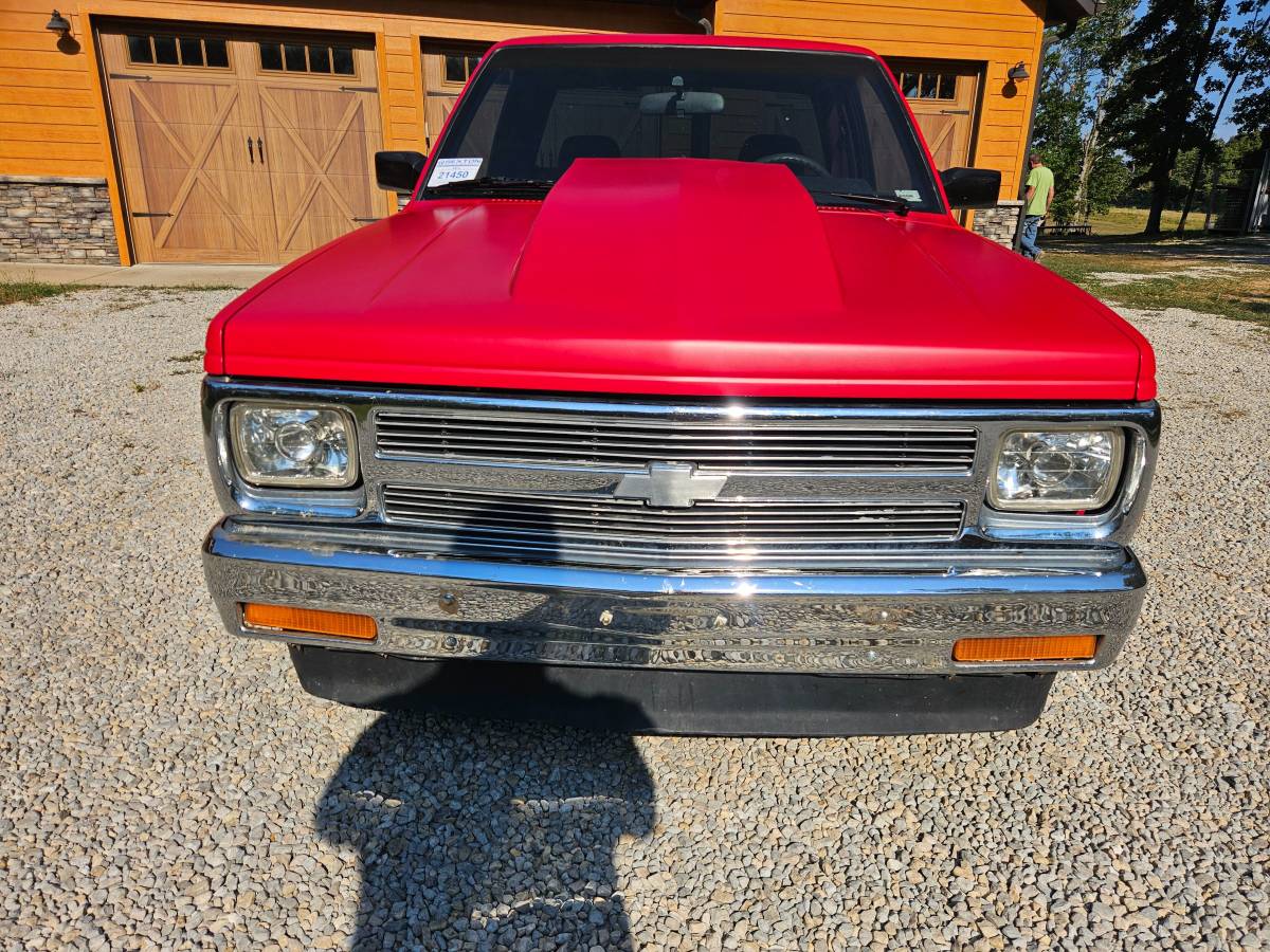 Chevrolet-s10-1984-20