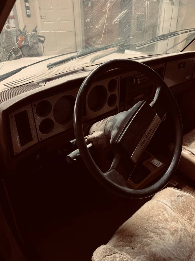 Chevrolet-s10-blazer-1984-brown-2