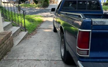Chevrolet-s10-pickup-1985-blue-2