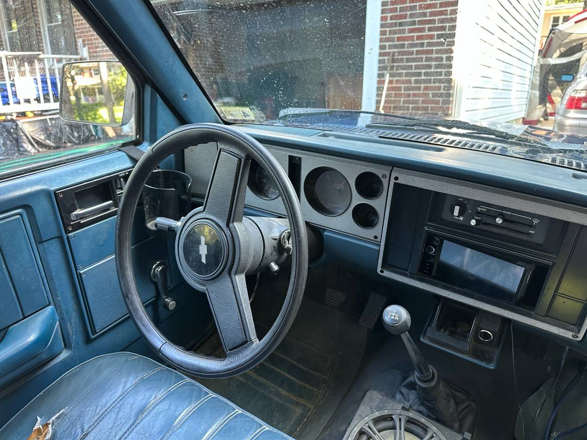 Chevrolet-s10-pickup-1985-blue-6