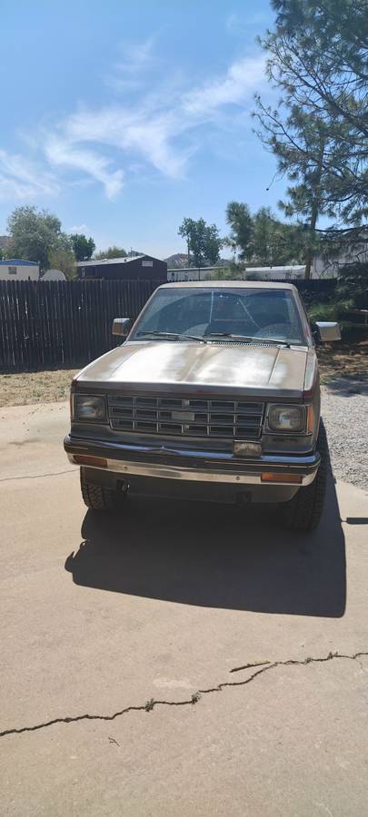 Chevrolet-s10-pickup-1986-red-1